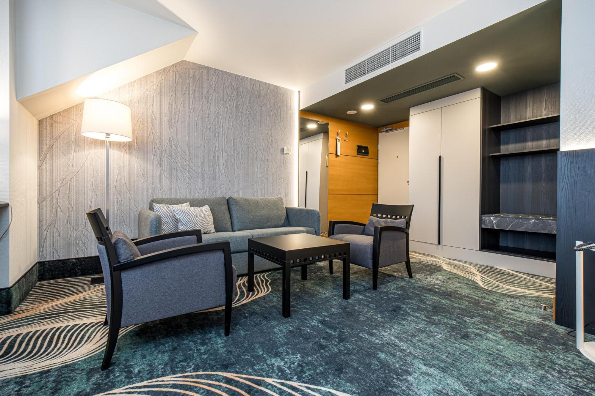 Mercure Palanga Vanagupe Resort & Spa Экстерьер фото A suite at the hotel
