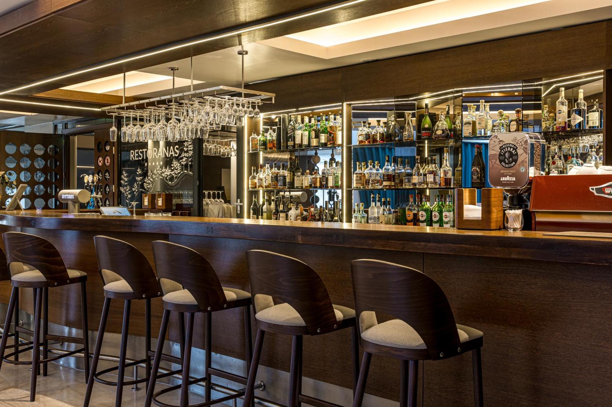 Mercure Palanga Vanagupe Resort & Spa Экстерьер фото The bar at the 1905 Restaurant